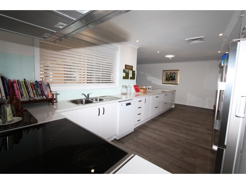 10 Maple Close, Kelso NSW 2795