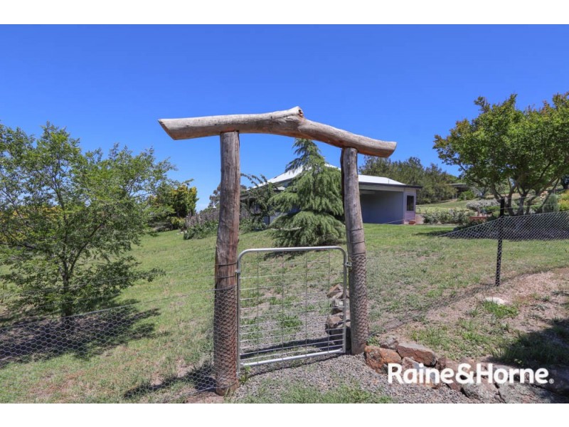 3 Windemere Road, Robin Hill NSW 2795