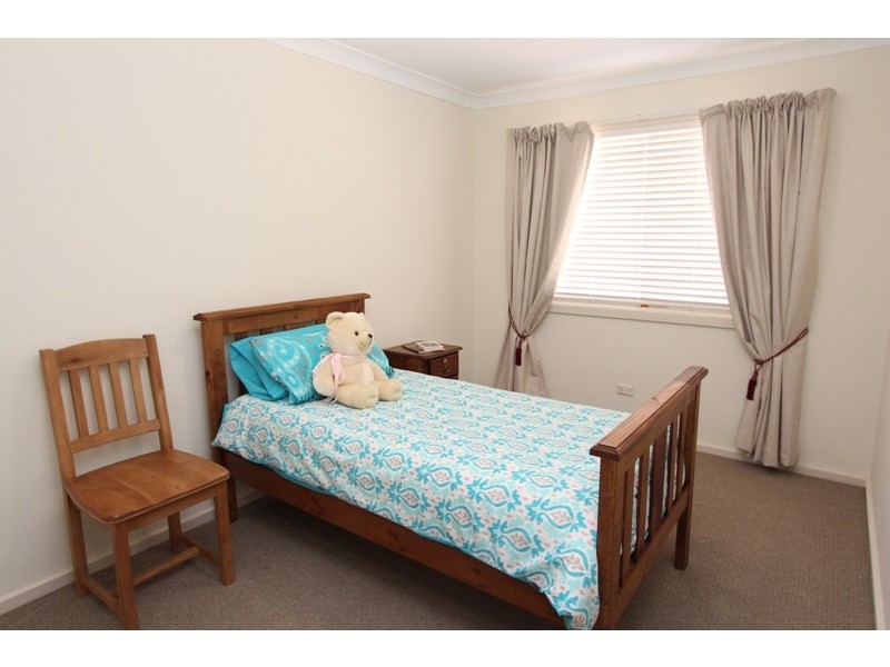 32 Barina Parkway, Kelso NSW 2795
