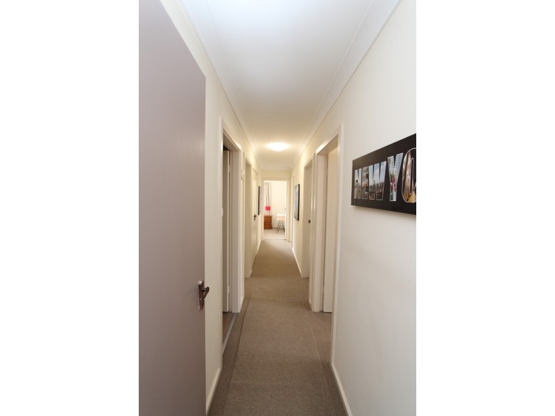 32 Barina Parkway, Kelso NSW 2795