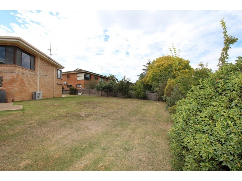 32 Barina Parkway, Kelso NSW 2795