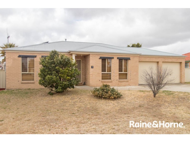 13 Locke Street, Raglan NSW 2795