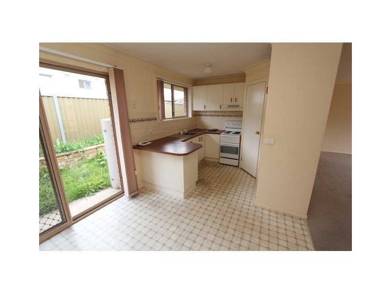 2/237 Lambert Street, Bathurst NSW 2795