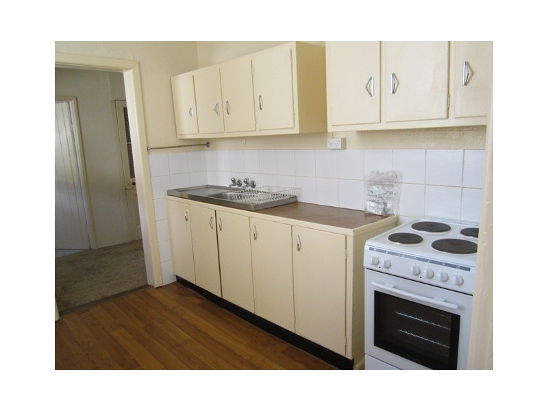 1/4 Hill Street, Bathurst NSW 2795