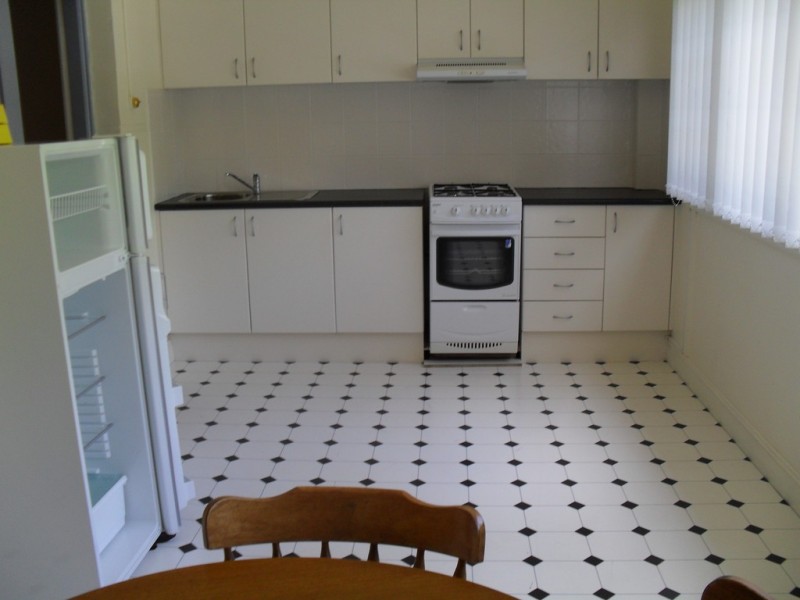 2/187 George, Bathurst NSW 2795