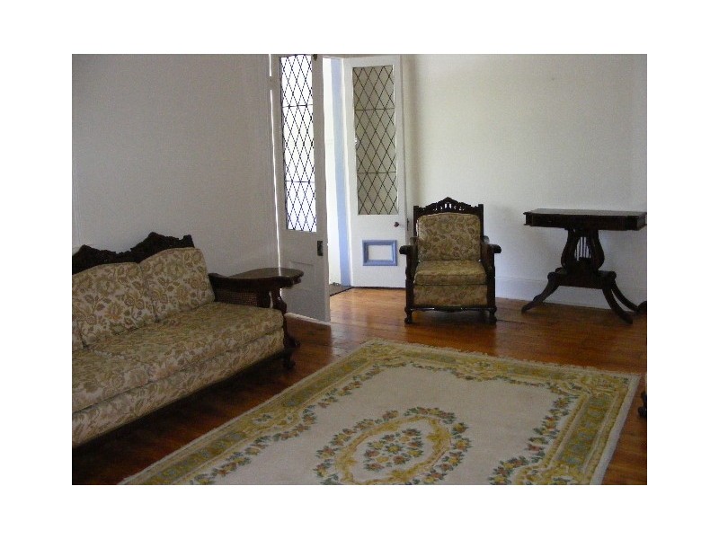 2/187 George, Bathurst NSW 2795