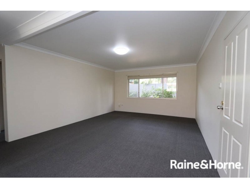 8/223 Lambert St, Bathurst NSW 2795