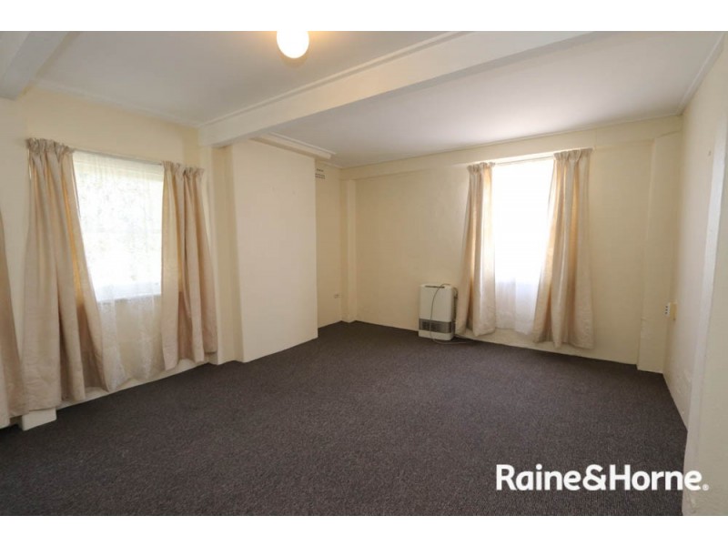3/7 Busby Street, Bathurst NSW 2795