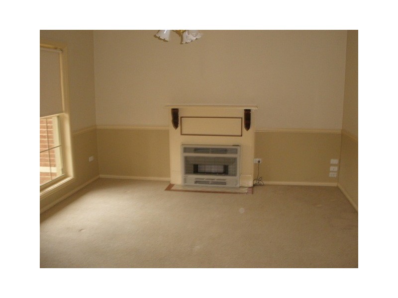 219 Rocket St, Bathurst NSW 2795