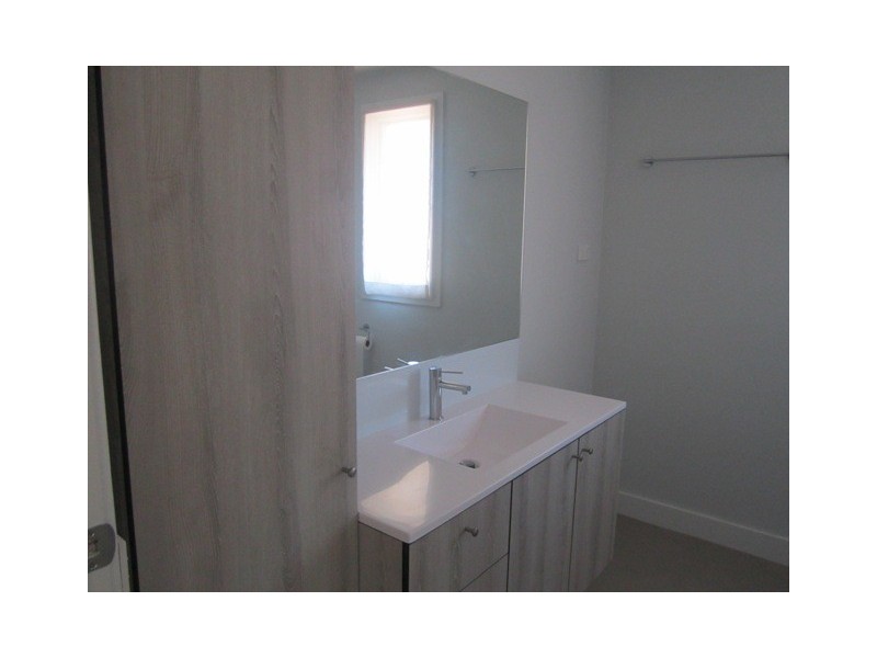 94 HAVENHAND WAY, Bathurst NSW 2795