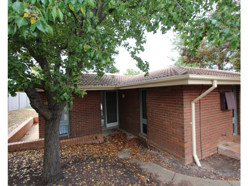 32 Ennis Way, Bathurst NSW 2795