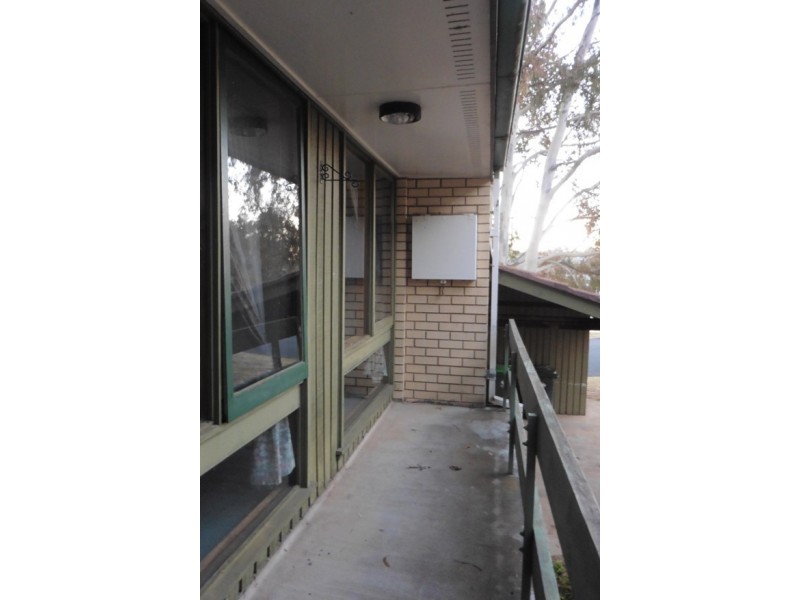 4 Ross Place, Bathurst NSW 2795