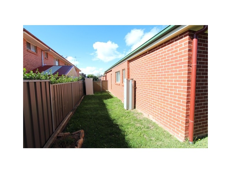 4/67 Rocket, Bathurst NSW 2795