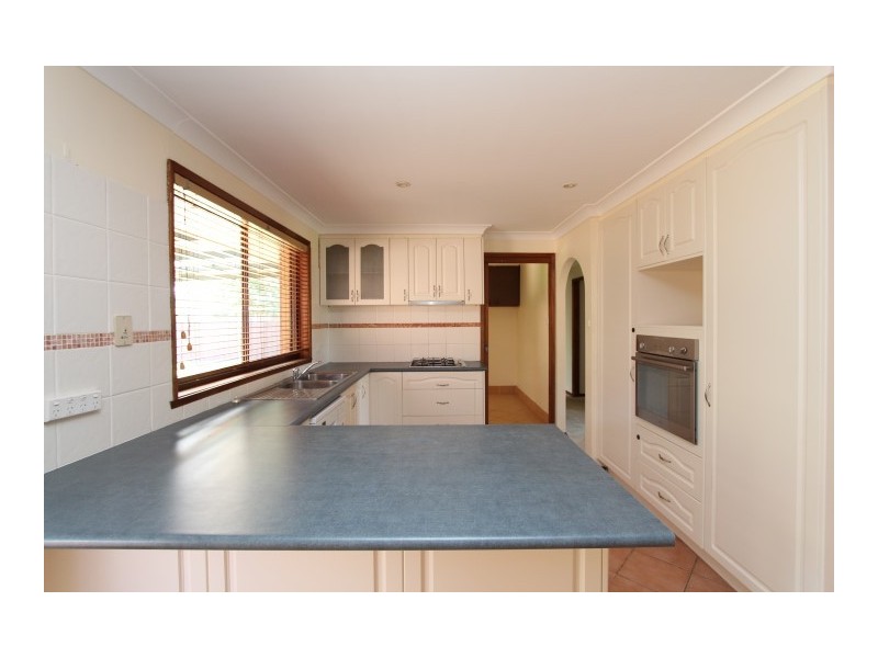 17 Ranken Street, Eglinton NSW 2795