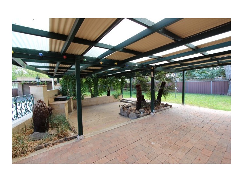 17 Ranken Street, Eglinton NSW 2795