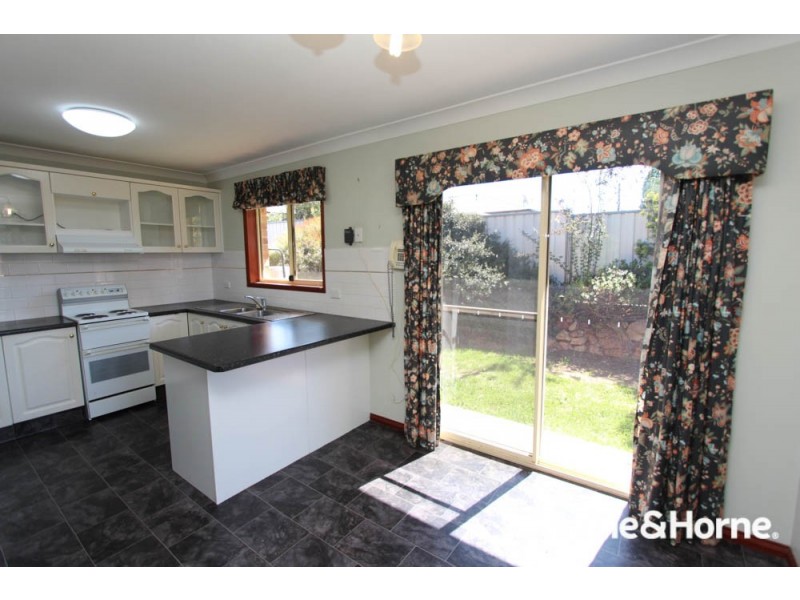 2/53B Rose St, Bathurst NSW 2795