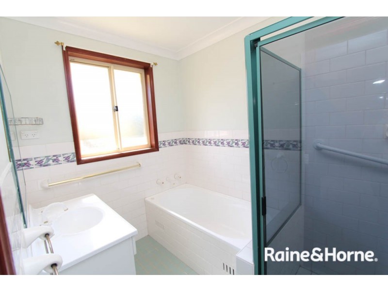 2/53B Rose St, Bathurst NSW 2795