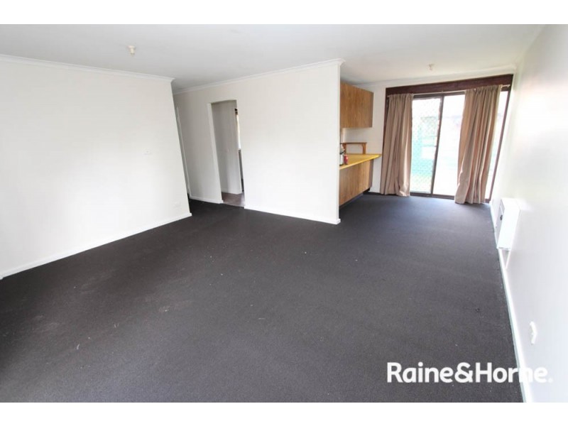 1 Mooreshead Place, Kelso NSW 2795