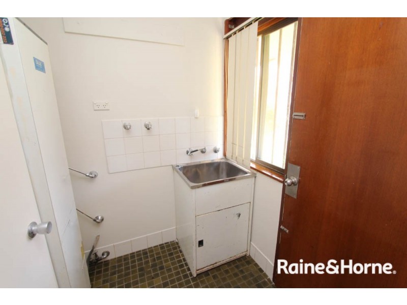 1 Mooreshead Place, Kelso NSW 2795