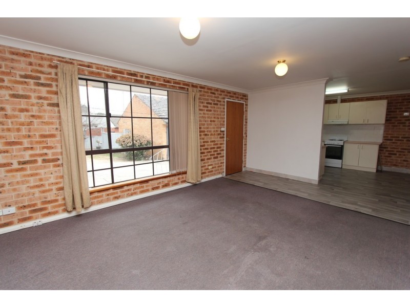 6/339 Howick Street, Bathurst NSW 2795