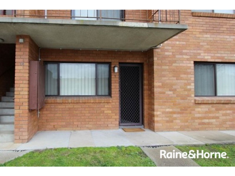 8/55 Piper Street, Bathurst NSW 2795
