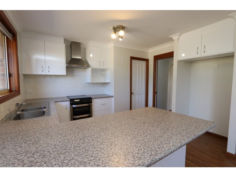 17 Locke St, Raglan NSW 2795