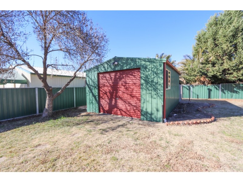 17 Locke St, Raglan NSW 2795