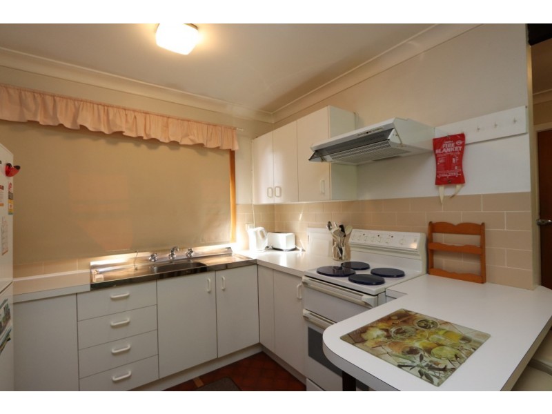 2/254 Keppel Street, Bathurst NSW 2795