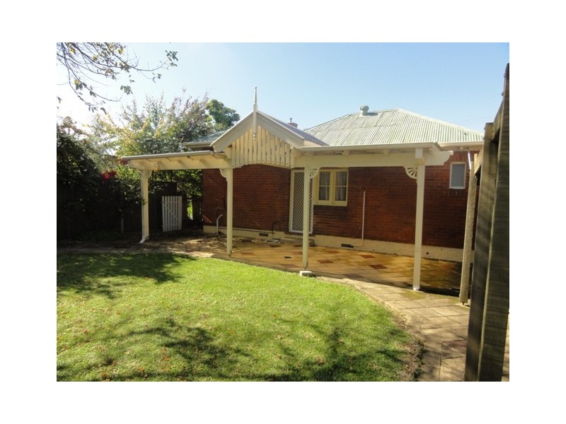 58 Lambert Street, Bathurst NSW 2795