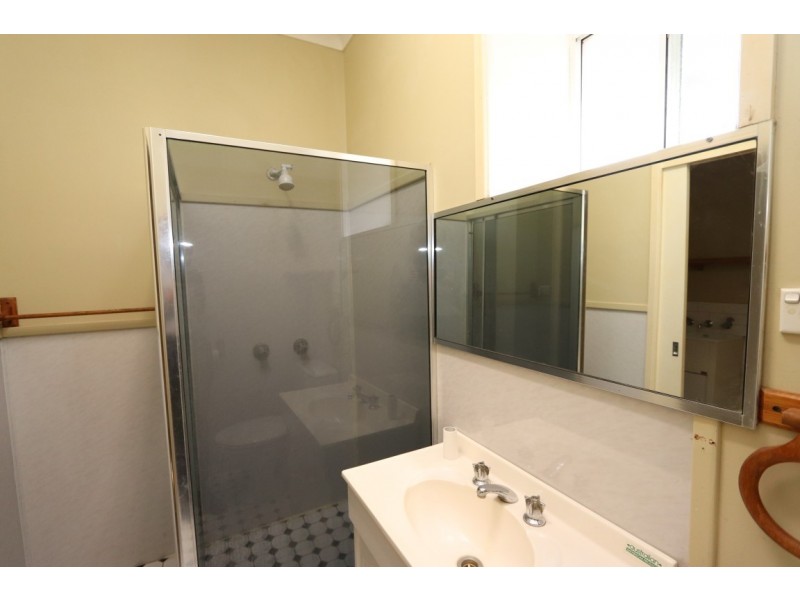 16 Brilliant Street, Bathurst NSW 2795