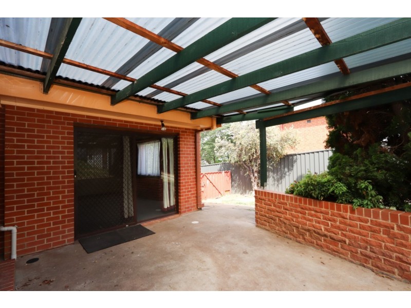 16 Brilliant Street, Bathurst NSW 2795
