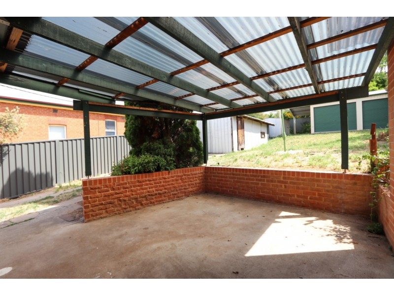 16 Brilliant Street, Bathurst NSW 2795