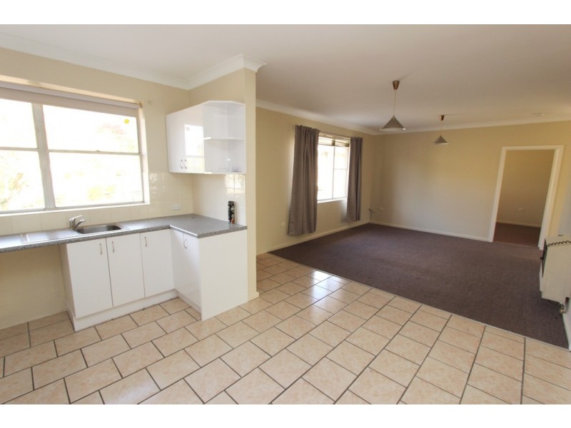 1/339 Howick St, Bathurst NSW 2795