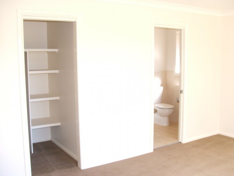 15 Jarrah Court, Kelso NSW 2795