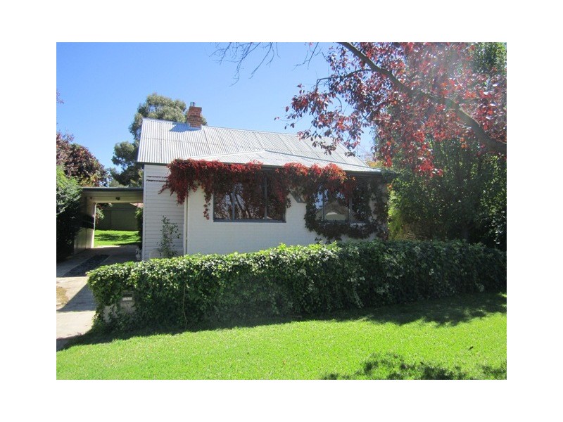 221 Peel St, Bathurst NSW 2795