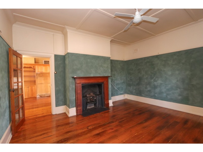 4/202 Durham St, Bathurst NSW 2795
