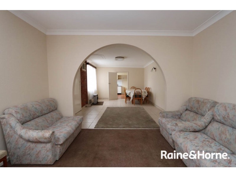 233 George St, Bathurst NSW 2795