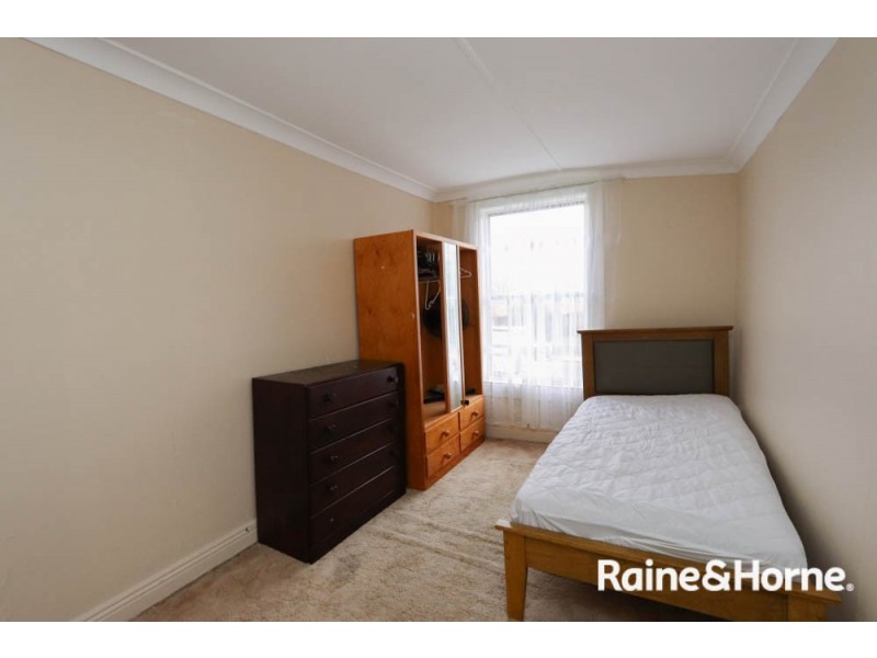 233 George St, Bathurst NSW 2795