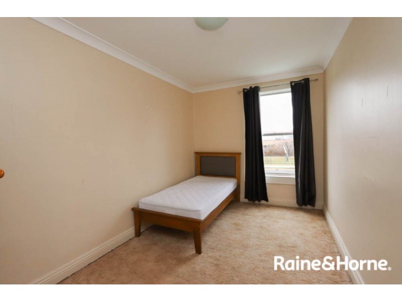 233 George St, Bathurst NSW 2795