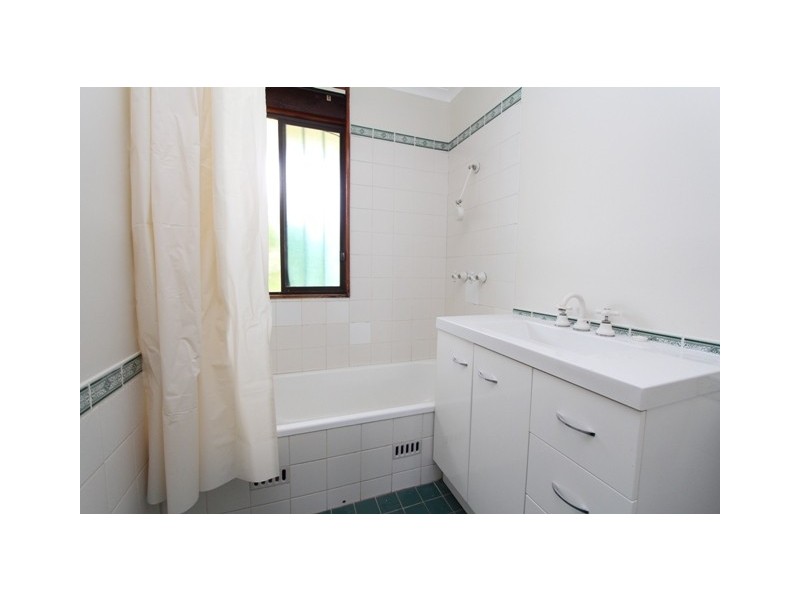 1 Moorshead Pl, Kelso NSW 2795