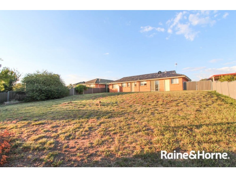 45 Opperman Way, Windradyne NSW 2795