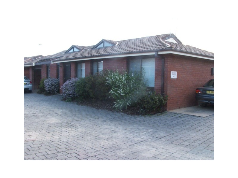 2/192 Lambert, Bathurst NSW 2795