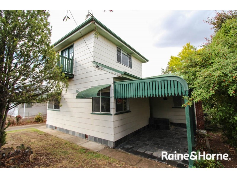 27 Vittoria St, Bathurst NSW 2795