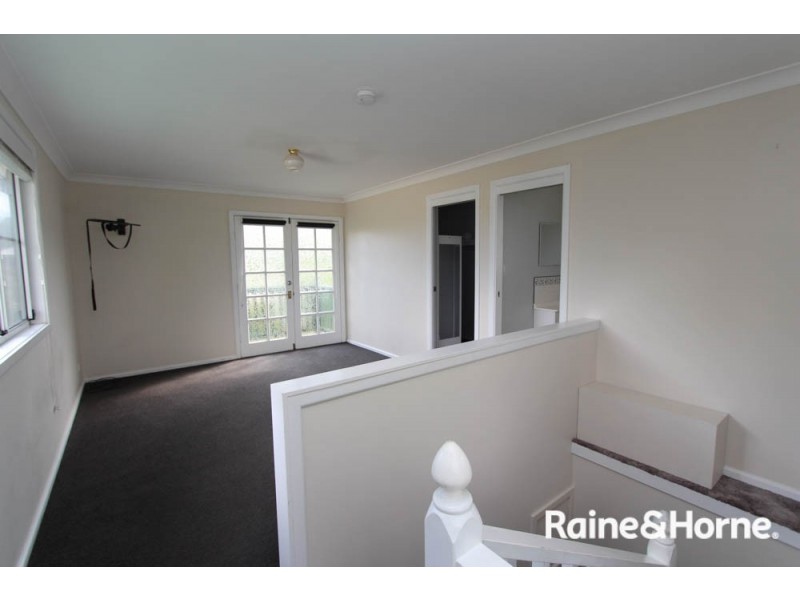 27 Vittoria St, Bathurst NSW 2795