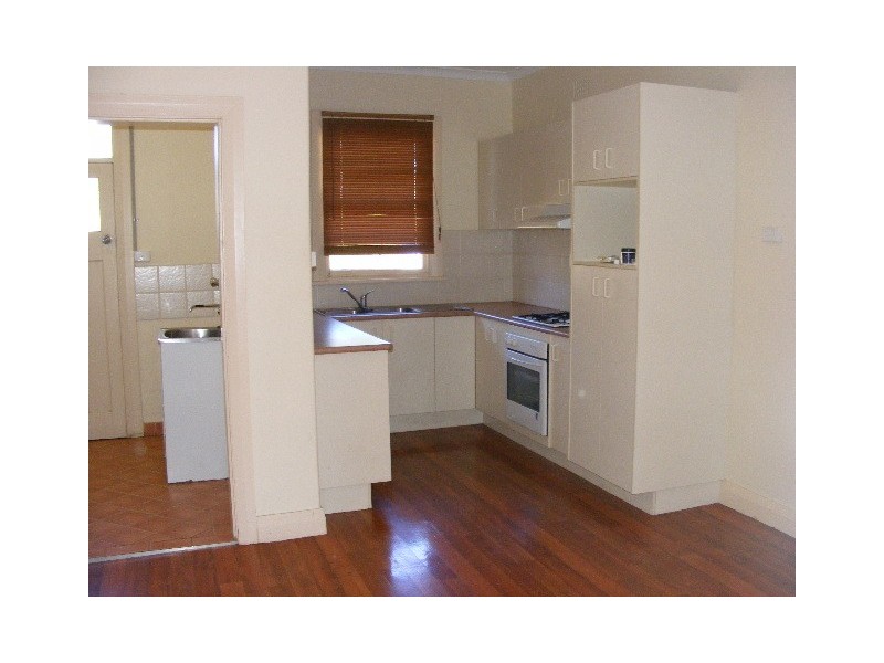 18 Morrisset Street, Bathurst NSW 2795