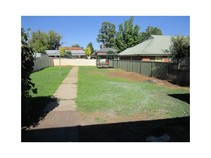 18 Morrisset Street, Bathurst NSW 2795