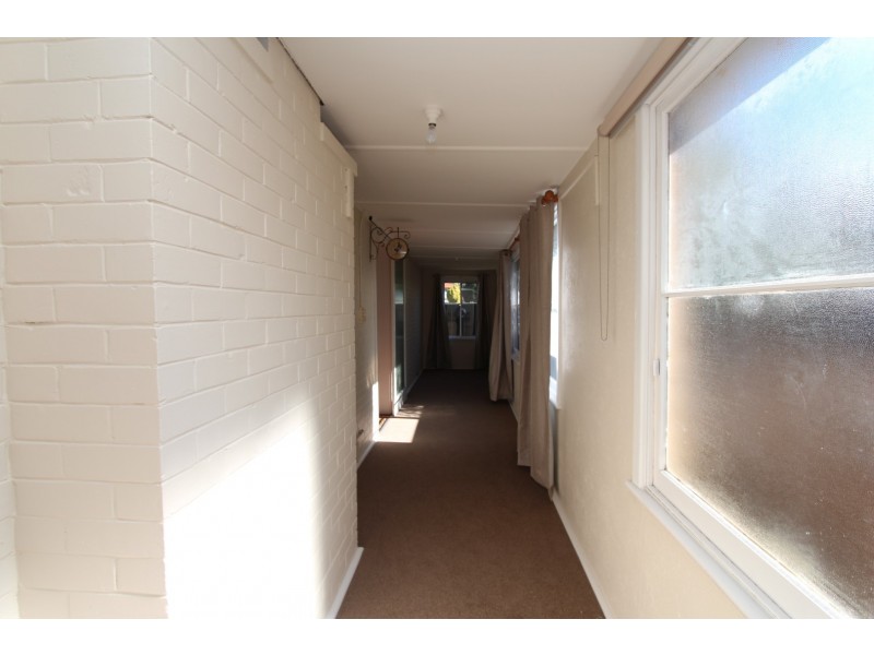 18 Morrisset Street, Bathurst NSW 2795