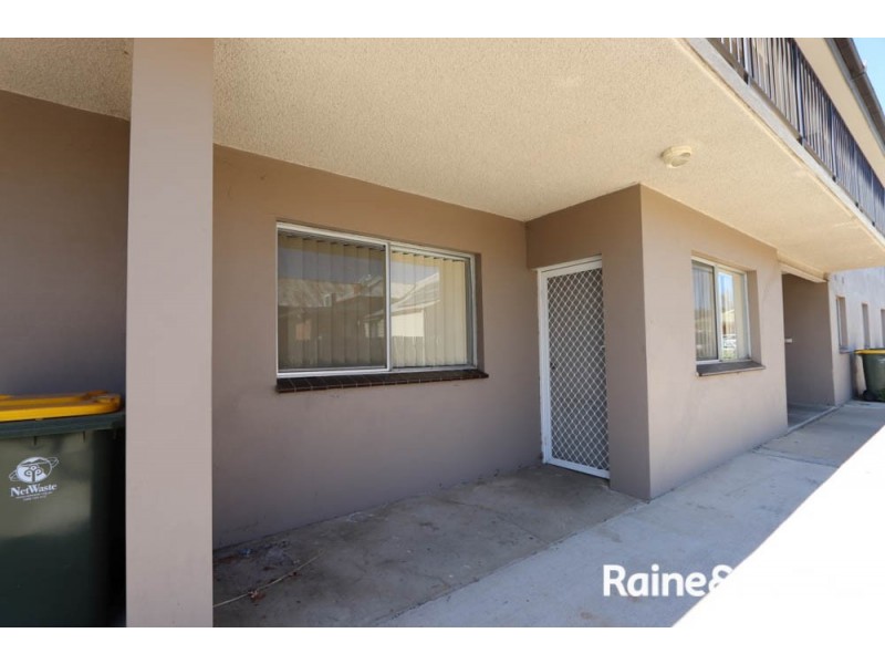 2/111-115 Lambert Street, Bathurst NSW 2795