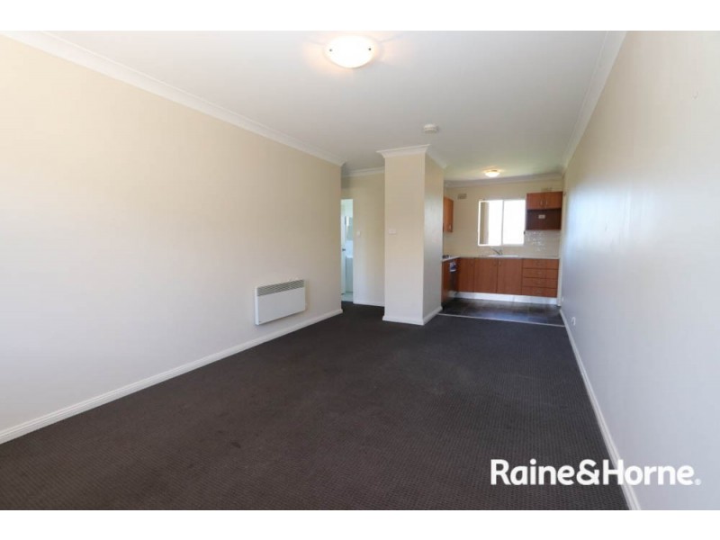 2/111-115 Lambert Street, Bathurst NSW 2795