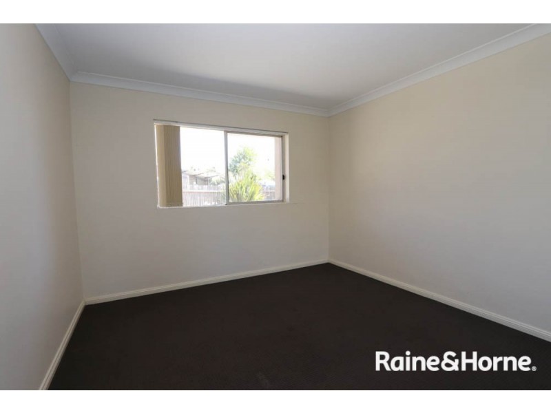 2/111-115 Lambert Street, Bathurst NSW 2795